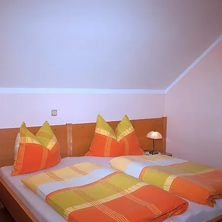 B&B Fruehstueckspension Kuzmic 3*