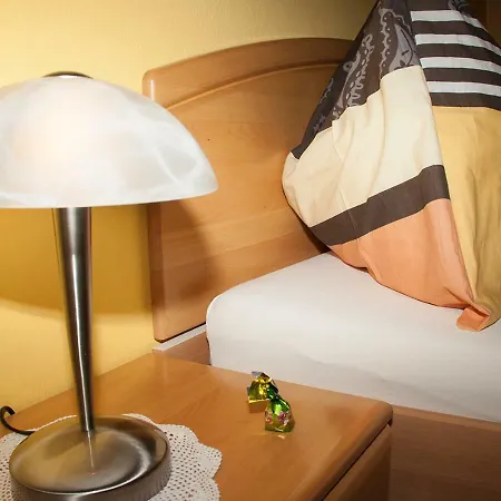 住宿加早餐酒店 福斯图斯派库美可住宿加早餐旅馆