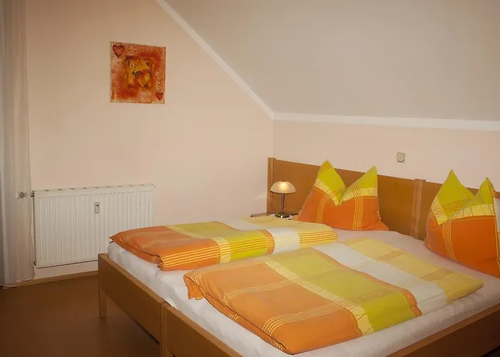 福斯图斯派库美可住宿加早餐旅馆 Wartberg