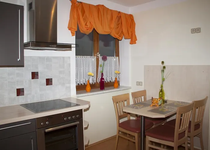 福斯图斯派库美可住宿加早餐旅馆 住宿加早餐酒店 3*