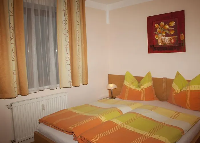 福斯图斯派库美可住宿加早餐旅馆 3* Wartberg