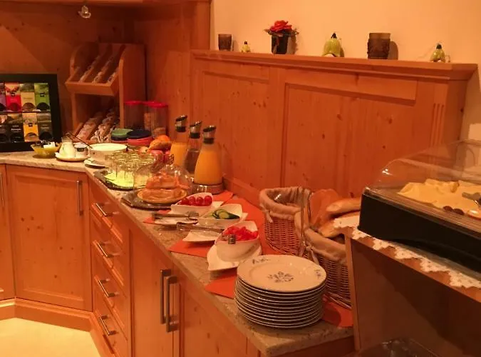 福斯图斯派库美可住宿加早餐旅馆 住宿加早餐酒店 3*